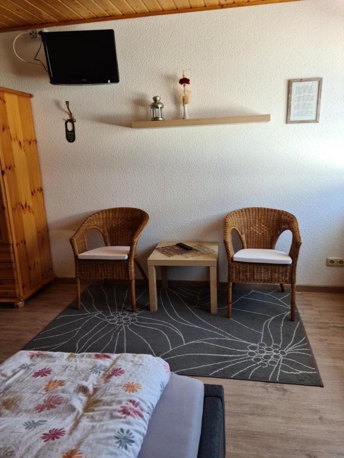 Gaestehaus Portugall Ellenz-Poltersdorf Esterno foto
